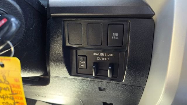 2020 Toyota Tundra 2WD SR5