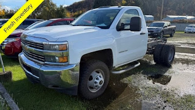 2015 Chevrolet Silverado 3500 HD Chassis Cab